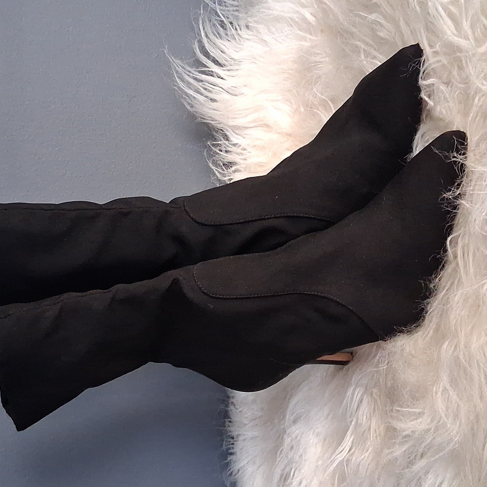 Stuart Weitzman Booties - Picture 16 of 16